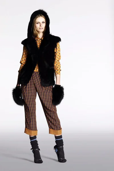 Look 7
